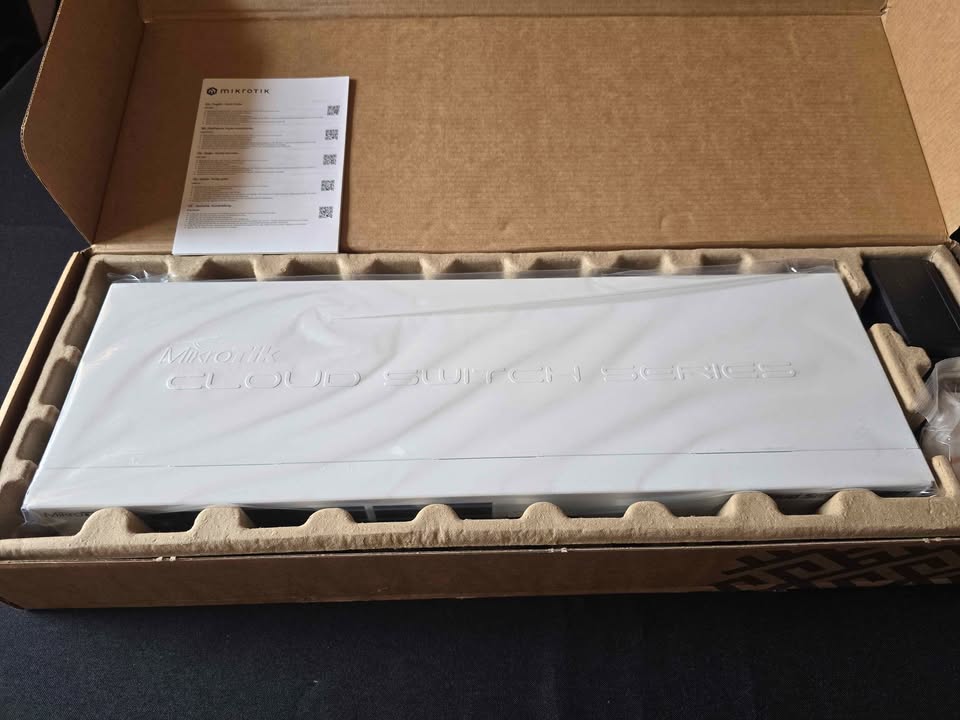 Switch de red profesional - Image 5